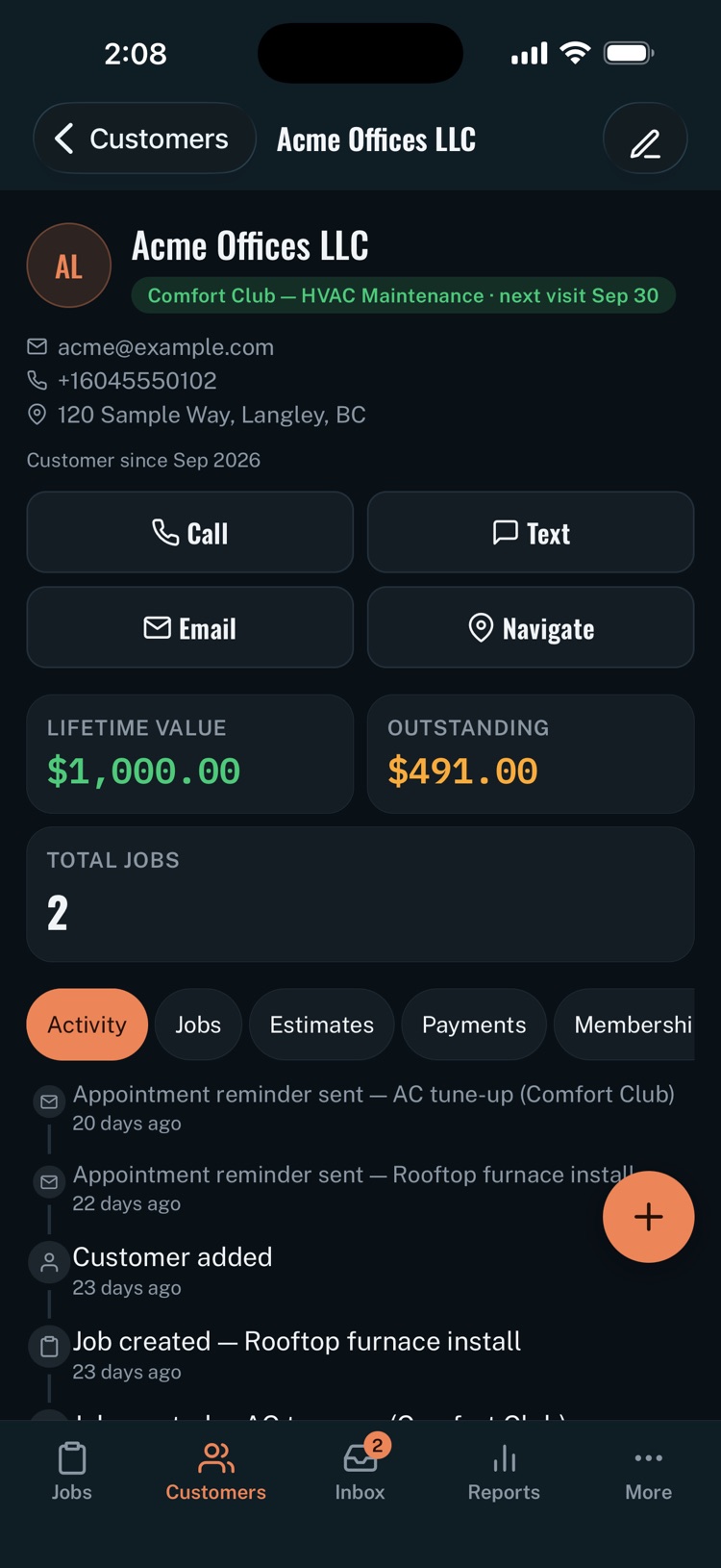 Handro's Customer 360: contact actions, membership, lifetime value, outstanding balance and recent activity